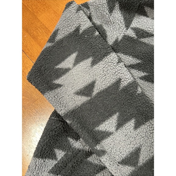 The North Face Mens Large 1/2 Zip Jacket Grey Aztec Fleece Long Sleeve Mock Neck - Picture 6 of 15